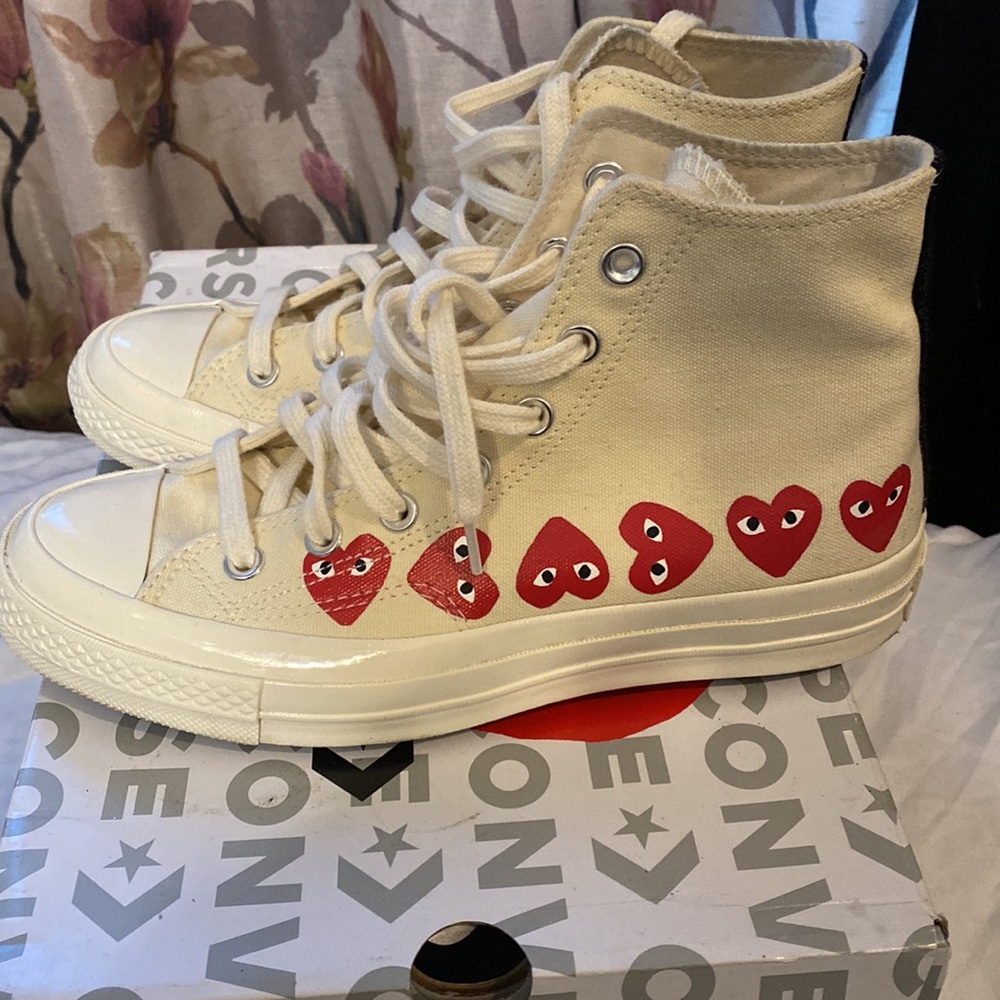 Comme Des Garçons sneakers size Men 6 and Womens 8